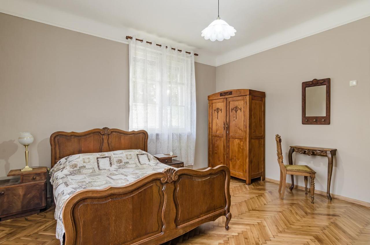 Апартамент Жасмин Apartment Varna Ngoại thất bức ảnh